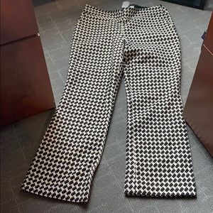 Black and white Capri pants